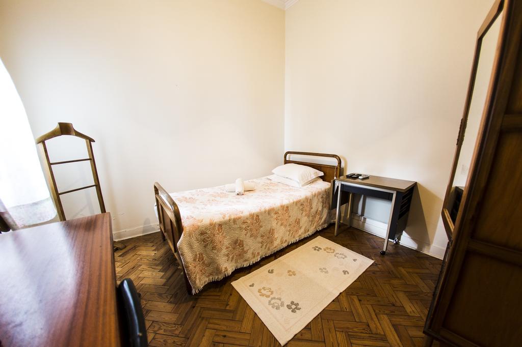 Residencial Covas Hotel ซังติอาโก โด กาเซ็ง ภายนอก รูปภาพ